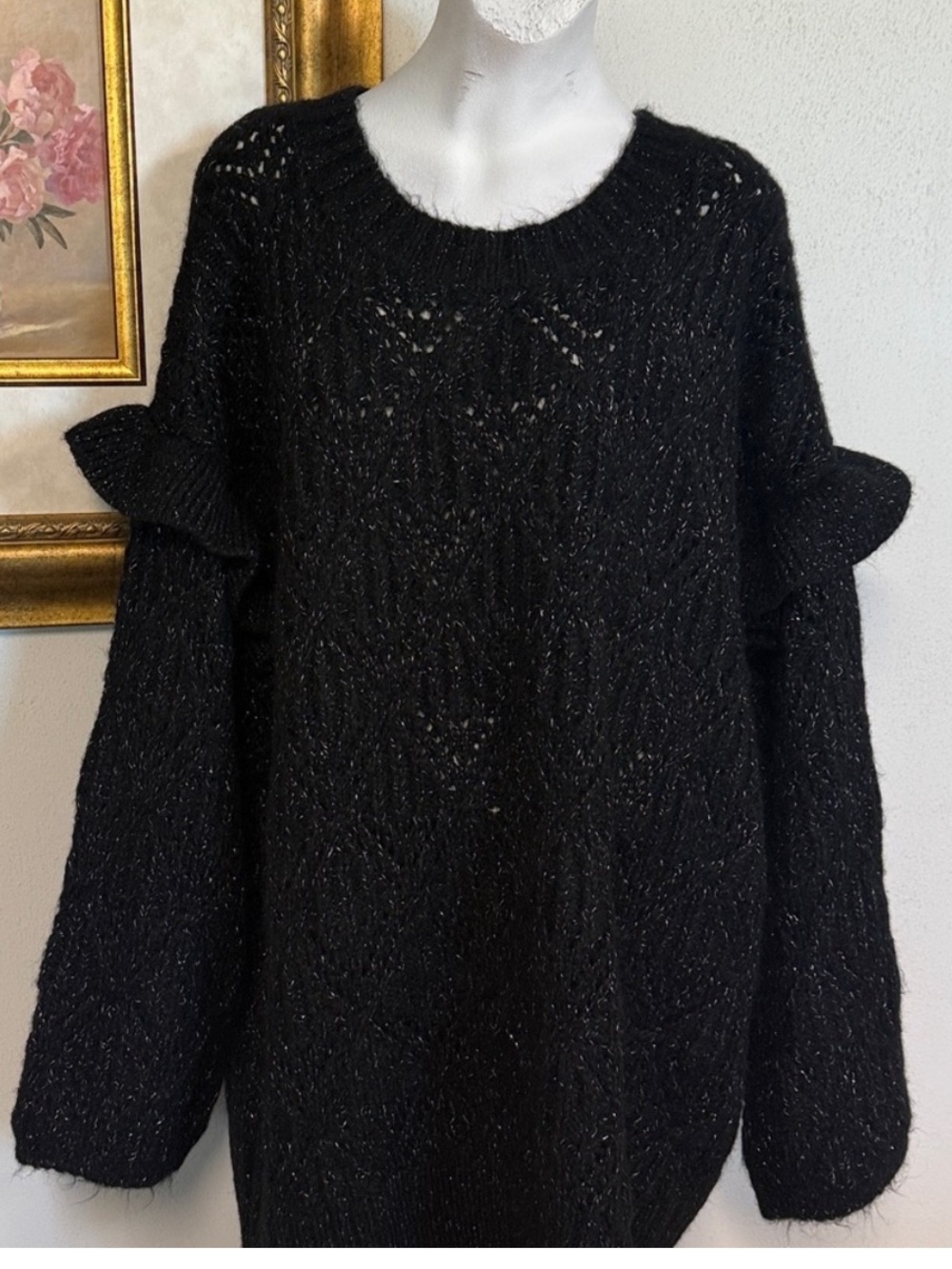 New Old Navy Black Sparkle Crewneck Sweater size MEDIUM